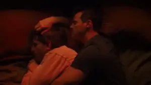 Задник к фильму "Мы все чужие" #664517