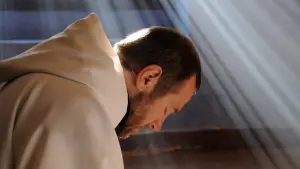 Задник к фильму "О людях и богах" #272463