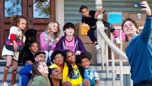 Видео к фильму Оптом дешевле | Official Trailer