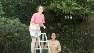 Задник к фильму "Во сколько она вернётся?" #179456