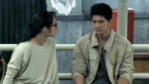 Задник к фильму "Рейд: Пуля в голове" #285406