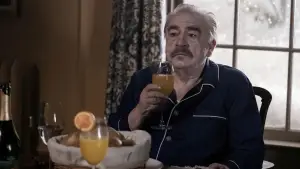 Задник к фильму "Воспитание" #647891