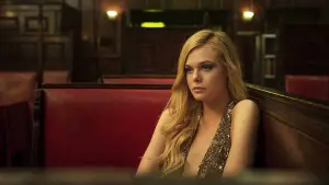 Задник к фильму "Неоновый демон" #281585