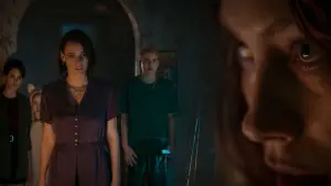 Задник к фильму "Восстание зловещих мертвецов" #249438