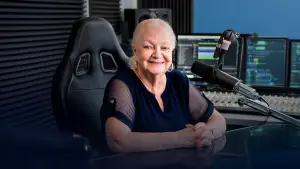 Задник к фильму "La voix de Madame Aude" #792505