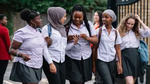 Видео к фильму Рокс | ROCKS - OFFICIAL TRAILER - COMING SOON