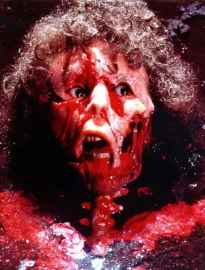 Постер к фильму "Смертельный выводок" #428939