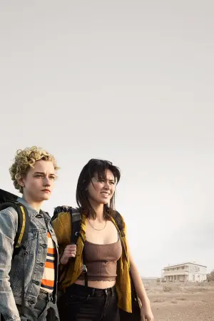 Постер к фильму "Отель «Рояль»" #322780