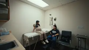 Задник к фильму "Serious People" #782037