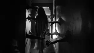 Задник к фильму "Отвращение" #703217