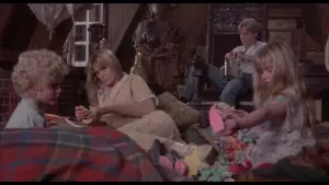 Задник к фильму "Цветы на чердаке" #428728