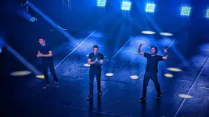 Задник к фильму "Ferrari, Tsamere, Lecaplain : La Tournée du Trio" #650075