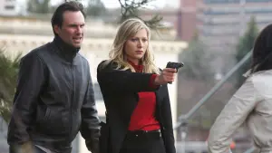 Задник к фильму "Ложь и Иллюзии" #485952