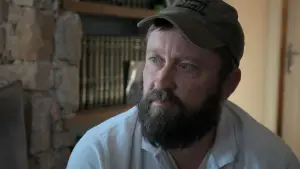 Задник к фильму "Louis Theroux: The Settlers" #784033