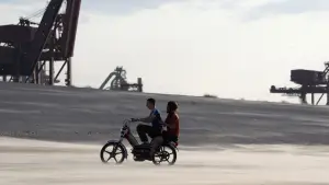 Задник к фильму "Разбитые сердца" #600842