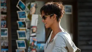 Задник к фильму "Заклинательница акул" #350644