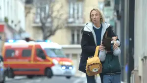 Задник к фильму "В шлепанцах у подножья Гималаев" #649726