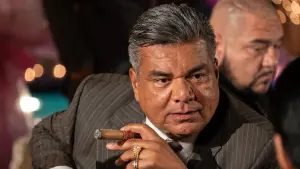 Задник к фильму "Выбивая долги" #326555