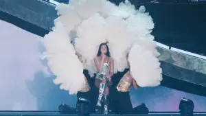Задник к фильму "Dua Lipa: Live From Mexico" #816818