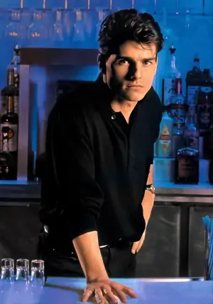 Постер к фильму "Коктейль" #713844