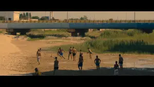 Задник к фильму "Вся жизнь впереди" #266737