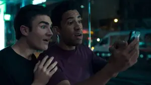 Задник к фильму "Афтепати" #420693