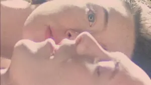 Видео к фильму Поцелуй со смертью | Trailer