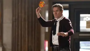 Задник к фильму "Голый пистолет" #519941