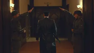 Задник к фильму "Человек, который убил Гитлера и затем снежного человека" #424636