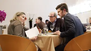 Задник к фильму "Взрослые дети разведённых родителей" #471214