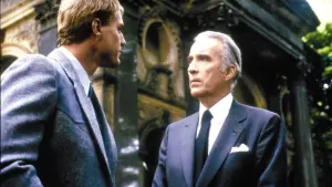 Задник к фильму "Вой 2: Стирба – Сука-оборотень" #482394