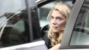 Задник к фильму "Имя" #225099