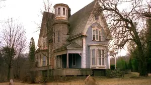 Задник к фильму "Дом на краю кладбища" #427769