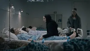 Задник к фильму "За холмами" #469122