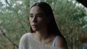 Задник к фильму "Непослушная" #373656