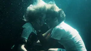 Задник к фильму "В пасти океана" #350730