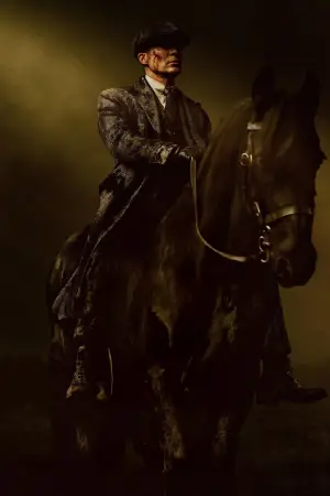 Постер к фильму "Острые козырьки: бессмертный" #759695