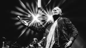 Задник к фильму "Simple Minds: Everything Is Possible" #807712