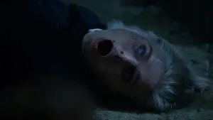 Задник к фильму "Зловещий свет" #247896