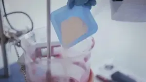 Задник к фильму "Des dents blanches... au rire jaune !" #774159