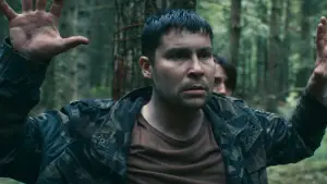 Задник к фильму "Предательство" #655273