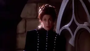 Задник к фильму "Эльвира - Повелительница Тьмы 2. Проклятые холмы Эльвиры" #475206