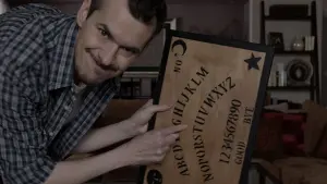 Задник к фильму "30 ночей паранормального явления с одержимой девушкой с татуировкой дракона" #399652