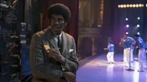 Задник к фильму "Майкл" #796964