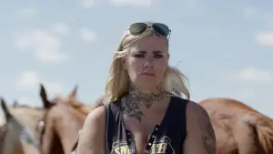 Задник к фильму "К востоку от стены" #617490