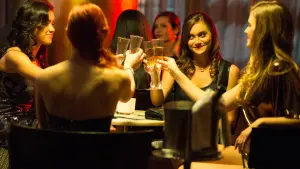 Видео к фильму Содержанки | Sugar Babies - Trailer