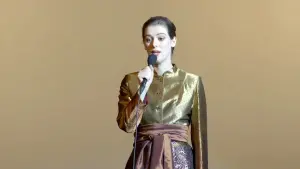 Задник к фильму "Сувенир: Часть 2" #417181