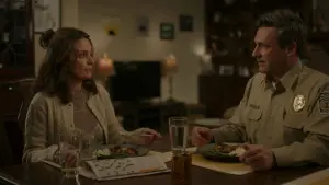 Задник к фильму "Мэгги Мур(ы)" #383179