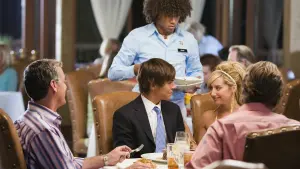 Задник к фильму "Классный мюзикл: Каникулы" #282059