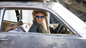 Видео к фильму Дорожные войны | Road Wars - Official Trailer